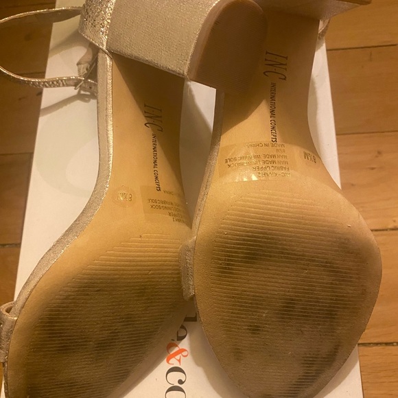 Excellent condition like new used once for a few hours - Picture 3 of 4